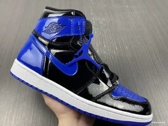 HYPE 555088-404 High Retro 1 Jordan OG 0516